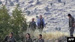 Thành viên Đảng Công Nhân Người Kurd (PKK) trong rặng núi Qandil, Iraq