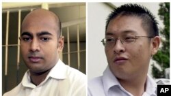 Duo Bali Nine Myuran Sukumaran, kiri, dan Andrew Chan termasuk di antara delapan terpidana yang ditembak mati di Nusakambangan selepas tengah malam (29/4)