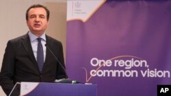 Aljbin Kurti (Foto: AP/Risto Bozovic)