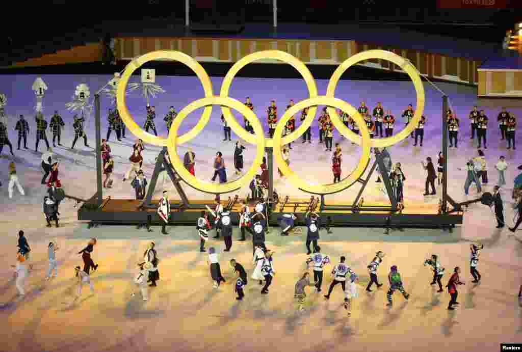 The Tokyo 2020 Olympics Opening Ceremony - Olympic Stadium, Tokyo, Japan - July 23, 2021. Performers are seen during the opening ceremony REUTERS/Marko Djurica