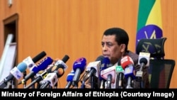 ወሃቢ ቃል ሚንስትሪ ጉዳያት ወጻኢ ኢትዮጵያ ኣምባሳደር ዲና ሙፍቲ -ፋይል