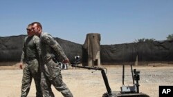 美军设想用更多机器人代替大兵参战