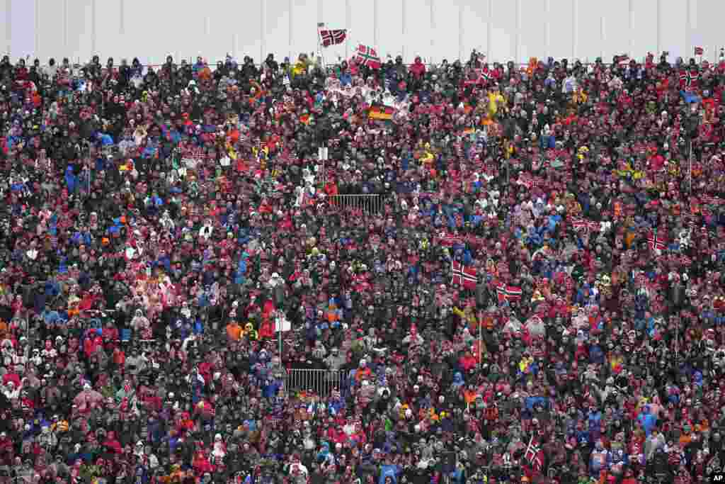 Fans pack the stands to watch the cross-country men&#39;s relay 4X7.5 Km at the Nordic World Ski Championships in Trondheim, Norway.