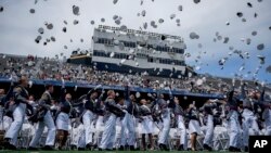 Ceremonija dodjele diploma Američke vojne akademije Vest Point, 25. maja 2024. godine. (Foto: AP/Julia Nikhinson)