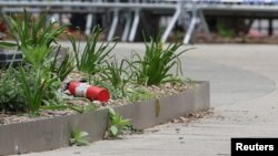 Mesto na kom se, pred sudom na Menhetnu, zapalila jedna osoba tokom suđenja Donaldu Trampu