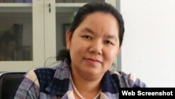 អ្នកស្រី ប៉ុង លីមសាន ស្ថាបនិក​កម្មវិធី​ពេទ្យយើង​ គឺ​ជា​សហគ្រិន​ស្ត្រី​ខ្មែរ​ម្នាក់​ដែល​ទើប​ទទួល​បាន​ពានរង្វាន់​សហគ្រិន​ស្រ្តីឆ្នើម​ក្នុង​វិស័យ​បច្ចេកវិទ្យា​ប្រចាំ​ឆ្នាំ ២០១៩។ (រូបដកស្រង់ពីគេហទំព័រ)