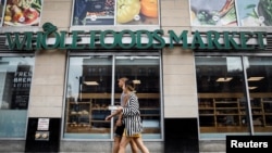 Sebuah toko bahan makanan "Whole Foods" di New York (foto: ilustrasi). 
