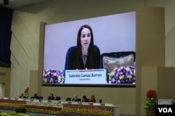 អ្នកស្រី Gabriela Cuavas Barron ប្រធានសហភាពអន្តរសភាប្រទេស​ស្វីស ថ្លែង​ក្នុង​កិច្ចពិភាក្សា​ស្តីអំពីតួនាទី​របស់​ស្រ្តី​ក្នុង​ភាព​ជាអ្នកដឹកនាំ​នយោបាយ ក្នុង​វេទិកា​ដៃគូ​អន្តរជាតិ​ស្តីអំពីសុខភាពស្រ្តី ទារក និងកុមារ នៅ​ទីក្រុង​ញូវដេលី ប្រទេស​ឥណ្ឌា នៅ​ថ្ងៃ​ទី​១២ ខែធ្នូ ឆ្នាំ២០១៨។ (កាន់​ វិច្ឆិកា/VOA)