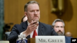 Jamieson Greer lors de son audition devant la commission sénatoriale des finances au Capitole, le 6 février 2025, à Washington. Il a été confirmé comme Représentant au Commerce américain par le Sénat le 26 février 2025 (Photo AP)