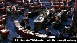 Ba Sénateurs ba Amerika na bosambisami (empeachment) ya Donald Trump na Capitole, na Washington, 9 février 2021
