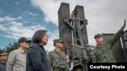 台湾总统蔡英文2019年1月15日视察花莲东部防卫指挥部 （台湾总统府提供）