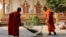 Young monks spend time cleaning up during the day at Chumpouvaon pagoda, in Oudong district, Kandal province, on April 5, 2020. (Phorn Bopha/VOA) 