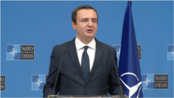 Premijer Kosova tokom obraćanja medijima u Briselu (Foto: NATO)
