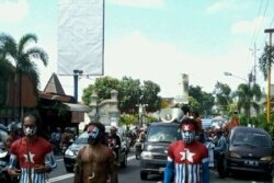 Mahasiswa Papua menggelar demo di Yogyakarta menolak tim bentukan Menko Polhukam1 (Foto: VOA/Nurhadi)