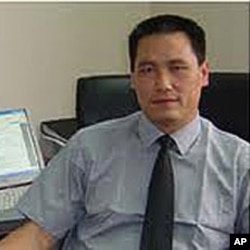 浦志强促新疆当局检讨使用武力程度