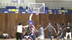 L'ancien basketteur français et star de la NBA Tony Parker en visite en RDC