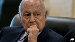 Generalni sekretar Arapske lige Ahmed Abul Gejt u Bejrutu, 13. januar, 2025.(Foto: AP/Bilal Hussein)