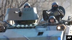 韩国军队在靠近朝鲜的地区进行年度军事演习