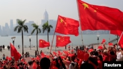 支持北京政府的示威者在香港举行集会。(2019年9月29日)