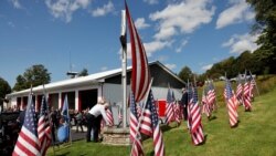 Predsednik Bajden ispred vatrogasne stanice blizu Šenksvila u Pensilvaniji, 11. septembra 2021.