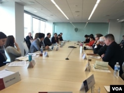 新美国安全中心举行美台关系研讨会 (美国之音钟辰芳拍摄)