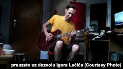 Čak i kada se, na neki način, čoveku vrati potreba da ide u pozorište – on odjedanput nema para: Igor Lečić