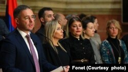 Konferencija za medije drugog dela opozicije u holu Skupštine Srbije, Beograd, 27. novembar, 2024. (Foto: Fonet /Aleksandar Barda)