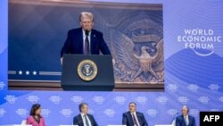 Presiden AS Donald Trump berbicara melalui telekonferensi video kepada Forum Ekonomi Dunia di Davos, Swiss hari Kamis (23/1).