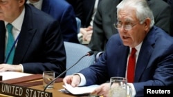 Menlu AS Rex Tillerson berbicara pada pertemuan DK PBB untuk membahas Korea Utara di New York, Jumat (15/12).