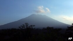 Gunung Agung di Bali saat ini dinyatakan telah memasuki "fase kritis" oleh BNPB (foto: ilustrasi).