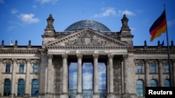 资料照：柏林的德国联邦议会大厦
