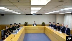 香港政府星期二与学联领袖举行对话