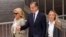 Hunter Biden, le fils du président Biden, accompagné de sa mère et de son épouse, quitte le tribunal fédéral le mardi 11 juin 2024, à Wilmington, Delaware.