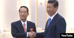 台湾亲民党主席宋楚瑜和中国国家主席习近平进行会晤（来源：youtube截屏）