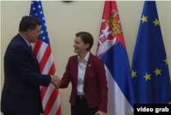 Predsednica Vlade Srbije Ana Brnabić i pomoćnik direktora USAID za Evropu i Evroaziju Brok Birman tokom sastanka u Vladi Srbije u Beogradu, 13, maja 2019.