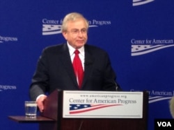 前白宫国家安全顾问伯杰 (美国之音莉雅拍摄)