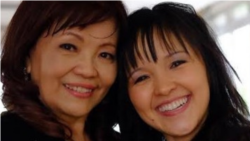 Tania Gunadi bersama Ibunya, Tety Limiaty (dok: Tania Gunadi)