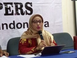 Komisioner KPAI Retno Listyarti. (Foto: VOA/Sasmito)