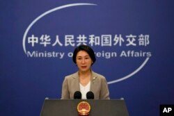 FILE - Juru Bicara Kementerian Luar Negeri China Mao Ning dalam konferensi pers di Kementerian Luar Negeri di Beijing, Rabu, 26 Juli 2023. (AP/Ng Han Guan)
