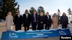 2025년 3월 13일 캐나다 퀘벡주 샤를부아에서 개최된 주요 7개국(G7) 외교장관회의에 참석한 각국 외교 수장들이 기념촬영을 갖고있다.
