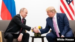 2019年6月28日，美国总统特朗普在二十国集团(G20)日本峰会期间与俄罗斯总统普京举行双边会晤。