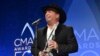 Country Star Garth Brooks in Talks for Trump Inaugural Celebrations