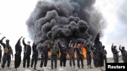 Anggota pasukan keamanan Houthi berkumpul di Sanaa, Yaman, dalam sebuah kesempatan pada 20 Juli 2024. (Foto: Reuters/Khaled Abdullah)