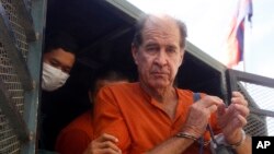 រូបឯកសារ៖ លោក​ ​James Ricketson​ ​ផលិតករ​ខ្សែ​ភាពយន្ត​ឯកសារ​ជនជាតិ​អូស្ត្រាលី។