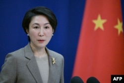 Mao Ning, juru bicara Kementerian Luar Negeri China, berbicara saat konferensi pers di Kementerian Luar Negeri di Beijing, 15 Januari 2024. (Foto: AFP)