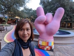 Yorie Kumalasari, seniman efek asal Surabaya di DreamWorks Animation, AS untuk film "Trolls World Tour" (Dok: Yorie Kumalasari)