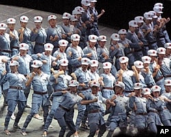 大型文艺演出《复兴之路》