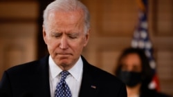 Presiden AS Joe Biden menyampaikan sambutan setelah pertemuan dengan para pemimpin Asia-Amerika untuk membahas "serangan dan ancaman yang sedang berlangsung terhadap masyarakat," saat singgah di Universitas Emory di Atlanta, Georgia, AS, 19 Maret 2021. (Foto: Reuters)