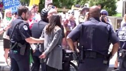 Protest za zaštitu prava žena u centru Vašingtona