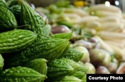 ផ្លែម្រេះគឺជាប្រភេទបន្លែហូបផ្លែម្យ៉ាងដែលពេញនិយមបរិភោគដោយពលរដ្ឋក្នុងប្រទេសកម្ពុជា។